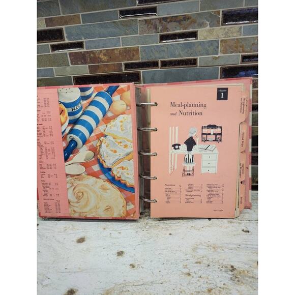 Vintage Better Homes and Gardens New Cookbook, Red Plaid Binder Tabbed - Picture 7 of 9